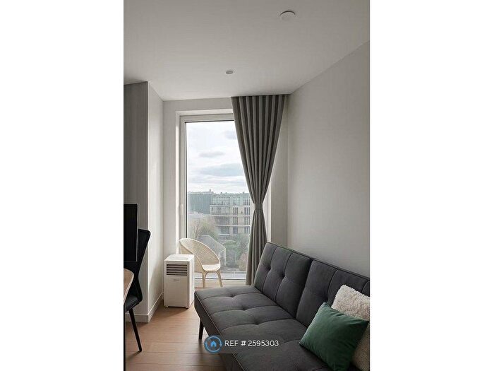 Studio To Rent In Cutter Lane, London, SE10
