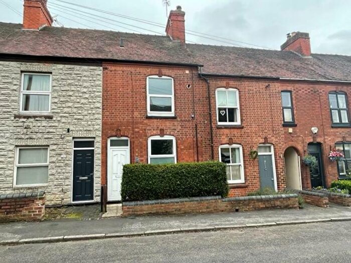 3 Bedroom Terraced House To Rent In Station Street, Swadlincote, DE11