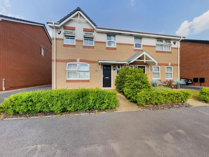 3 Bedroom Semi-Detached House To Rent In Holly Wood Way, Blackpool, Lancashire, FY4