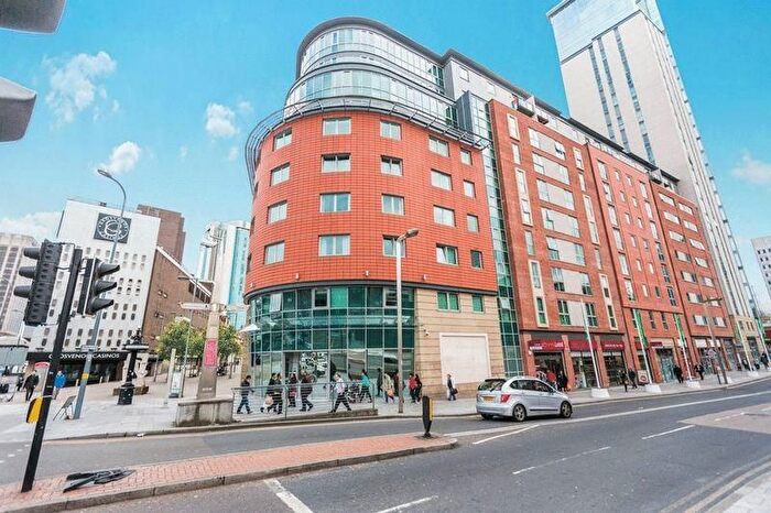 2 Bedroom Flat To Rent In Navigation Street, Birmingham, B5