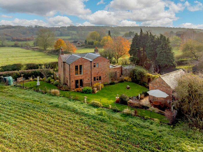 3 Bedroom Detached House For Sale In West Farndon, Daventry, Northamptonshire, NN11