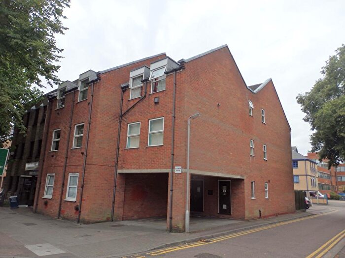 1 Bedroom Apartment To Rent In Salisbury House, Union Street, MK40