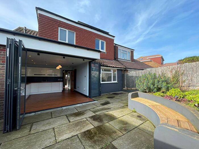 5 Bedroom Semi Detached House To Rent In Desmond Way, Brighton, BN2