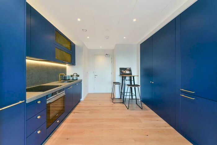 Property To Rent In Orchard Place, London, E14