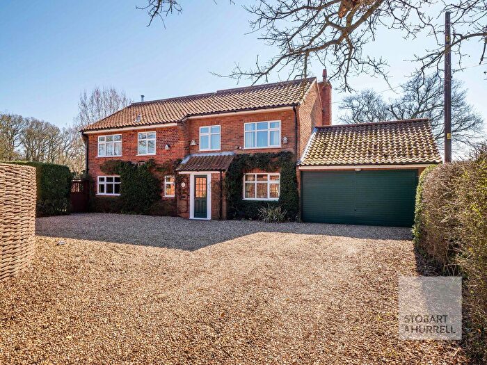 4 Bedroom Character Property For Sale In Frankfort Farm, Broad Road, Worstead, Norfolk, NR28