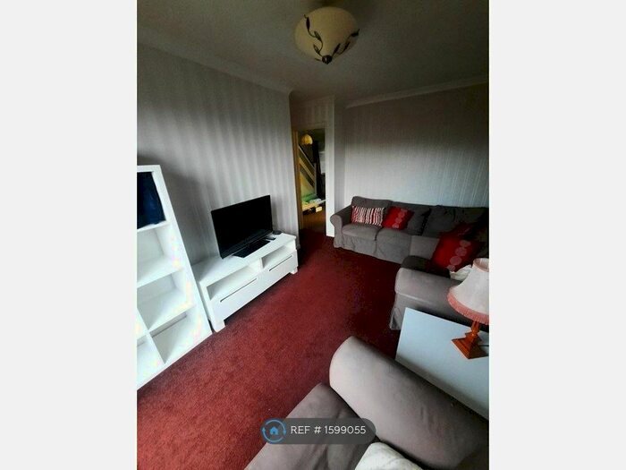 4 Bedroom Terraced House To Rent In Otham Close, Canterbury, CT2