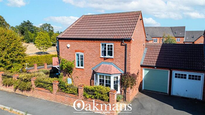 3 Bedroom Semi-Detached House For Sale In Bartley Crescent, Birmingham, West Midlands, B31