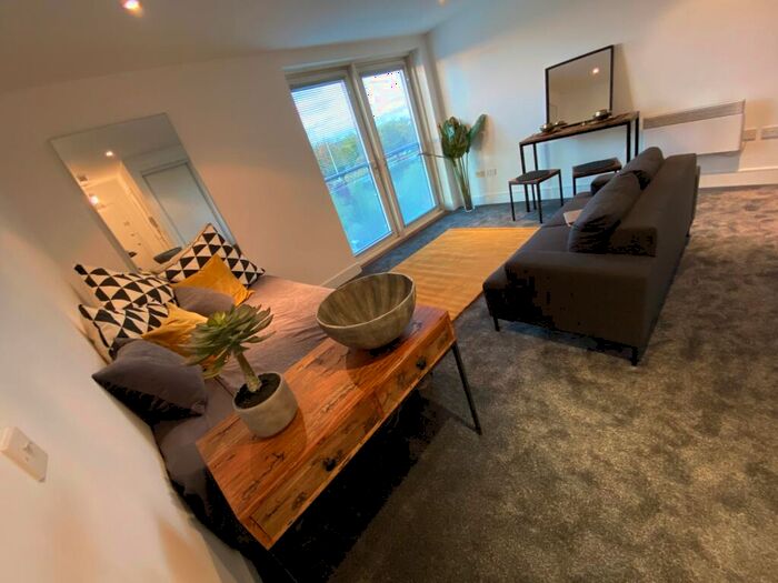 1 Bedroom Flat To Rent In Hartland House, Prospect Place, Cardiff Bay, CF11