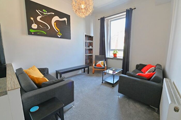 2 Bedroom Flat To Rent In Duke Street, Leith, Edinburgh, EH6