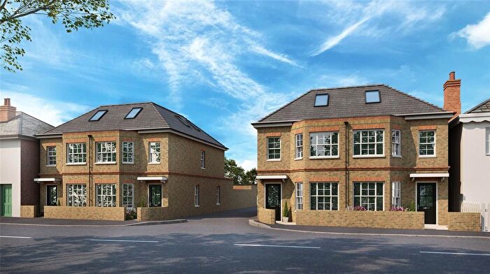 4 Bedroom Semi-Detached House For Sale In Station Road, Hampton, TW12