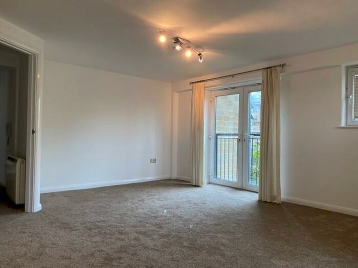 2 Bedroom Apartment To Rent In Waterside, Lancaster, LA1
