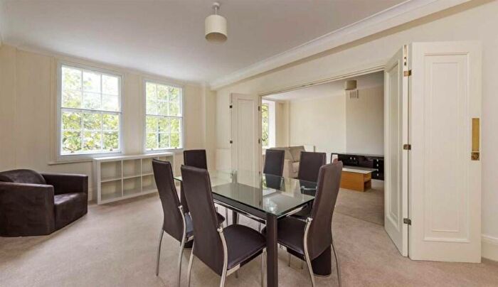 5 Bedroom Flat To Rent In Strathmore Court, Regent Park, NW8