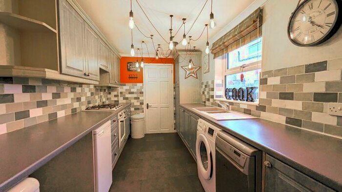 3 Bedroom Terraced House To Rent In Melbourne Street East, Gloucester, GL1