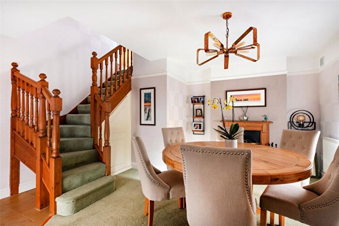 4 Bedroom Detached House For Sale In Church Walk, Great Billing, Northamptonshire, NN3