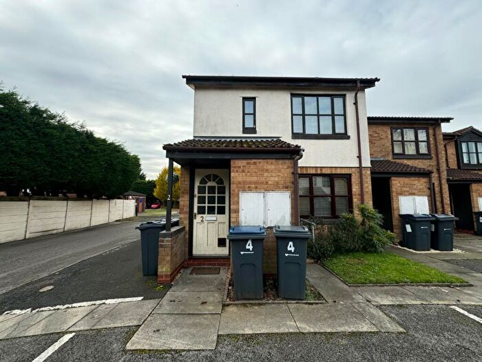 1 Bedroom Maisonette To Rent In Pembroke Way, Birmingham, West Midlands, B28