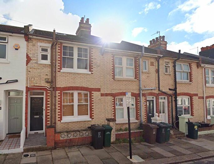 2 Bedroom Terraced House To Rent In Grange Road, Hove, BN3