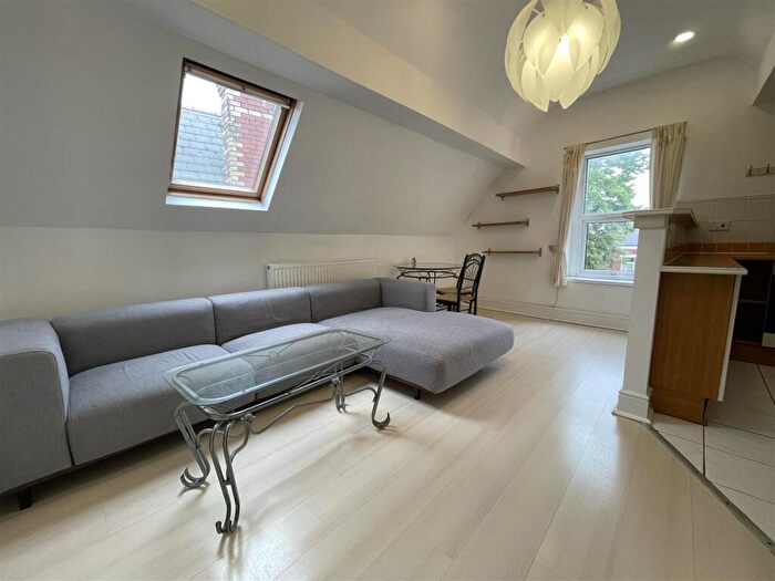 1 Bedroom Apartment To Rent In Richmond Road, Cardiff, CF24