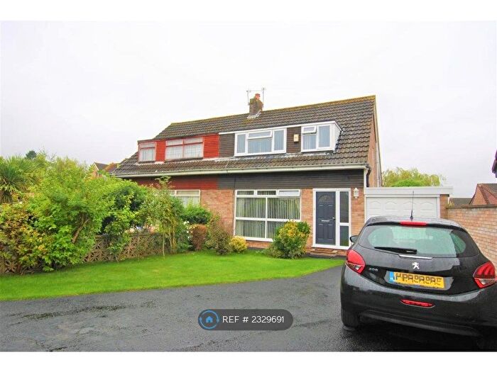 3 Bedroom Semi-Detached House To Rent In Ravenhead Drive, Bristol, BS14