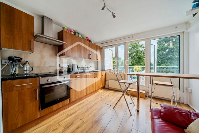 4 Bedroom Flat To Rent In Weedington Road, Kentish Town, London, NW5