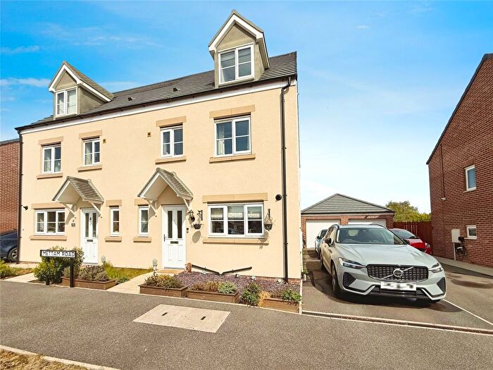 4 Bedroom Semi-Detached House For Sale In Mettam Road, Waddington, Lincoln, Lincolnshire, LN5