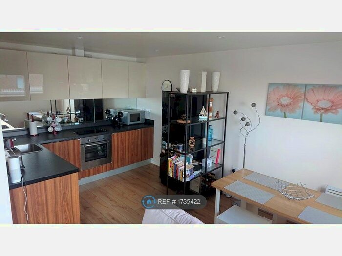 1 Bedroom Flat To Rent In Arboretum Place, London, IG11