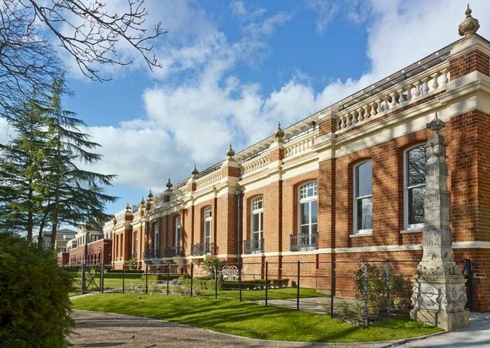 3 Bedroom Terraced House To Rent In Mansion House Drive Stanmore, HA7