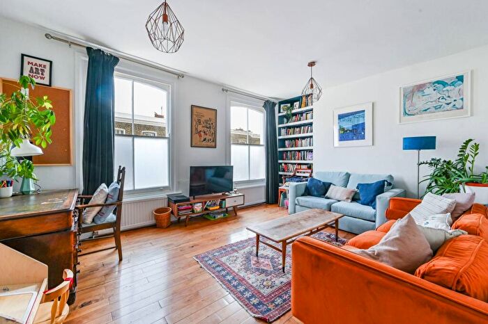 2 Bedroom Flat For Sale In Winscombe Street, Dartmouth Park, London, N19