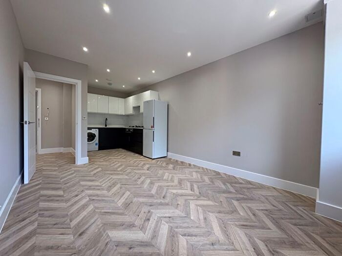 1 Bedroom Flat To Rent In Brand New Apartment - Fishponds Road, Wokingham, RG41