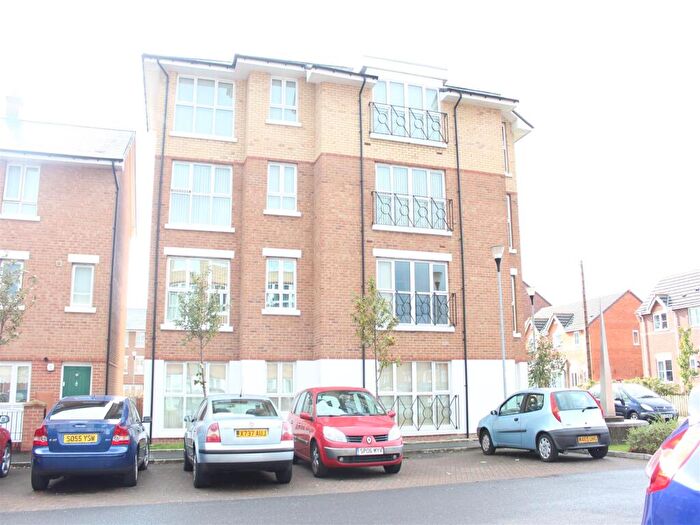 2 Bedroom Apartment To Rent In Golders Green, ***Available With Zero Deposit***, L7