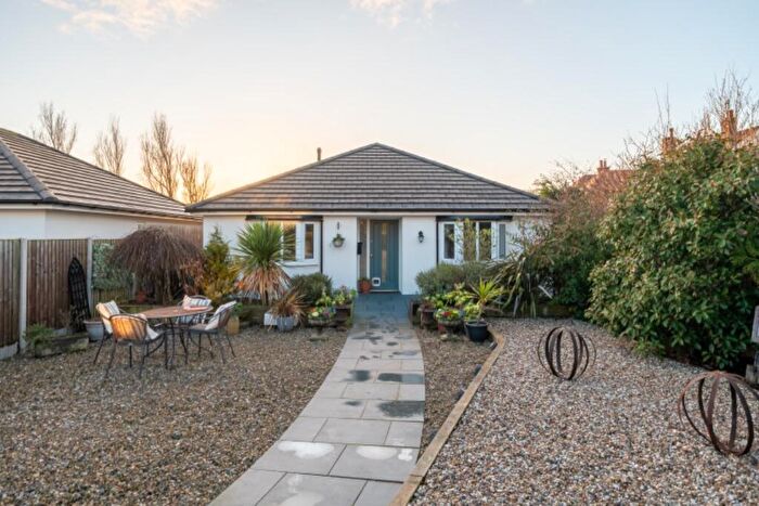 2 Bedroom Detached Bungalow For Sale In Sandhey Road, CH47