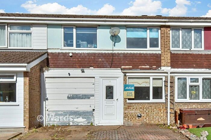 3 Bedroom Terraced House For Sale In Sunnybank, Murston, Kent, ME10