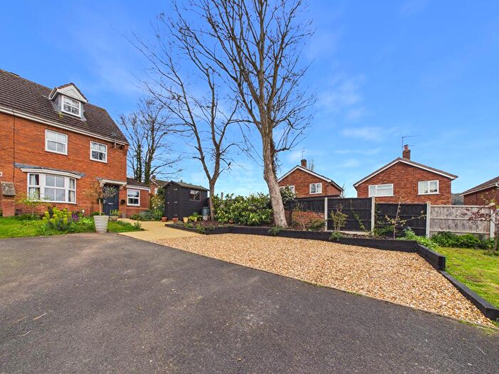 3 Bedroom End Of Terrace House For Sale In Anton Close, Bewdley, Worcestershire, DY12