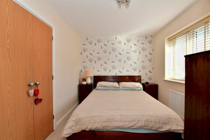 3 Bedroom Terraced House For Sale In Blenheim Square, Epping, Essex, CM16