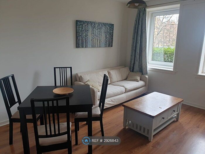 2 Bedroom Flat To Rent In Iona St, Edinburgh, EH6