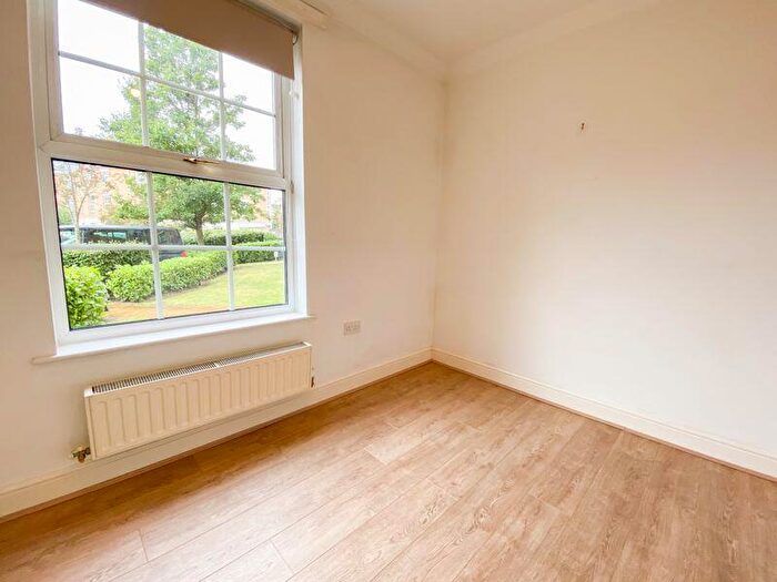 2 Bedroom Flat For Sale In King William Court, Kendal Road, Waltham Abbey., EN9