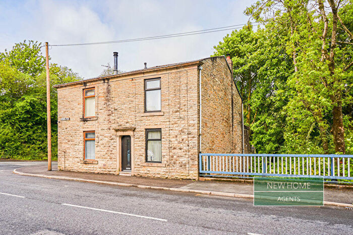 3 Bedroom Semi-Detached House For Sale In Watery Lane, Darwen, BB3
