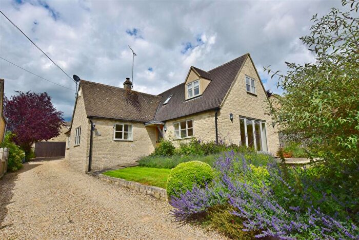 4 Bedroom Detached House To Rent In Fulbrook, Oxfordshire, OX18