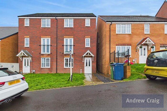 4 Bedroom Town House For Sale In Woodham Drive, Ryhope, SR2