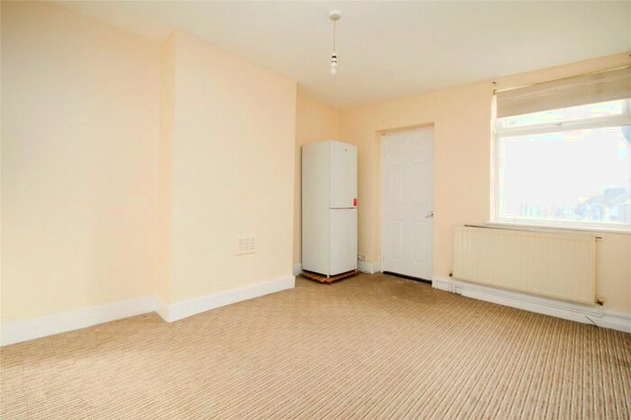 2 Bedroom Apartment To Rent In London Road, Romford, RM7
