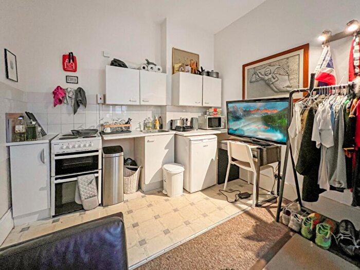 1 Bedroom Flat To Rent In St John Street, Oxford, OX1