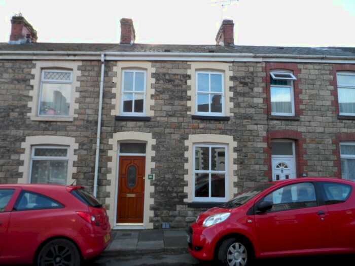 3 Bedroom Terraced House To Rent In Highland Place, Bridgend CF31