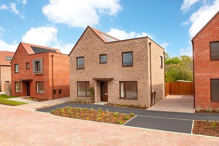 4 Bedroom Detached House For Sale In Franklin Gardens, Lawrence Weaver Road, Cambridge, CB3