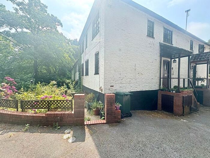 2 Bedroom Flat For Sale In Westgate, Louth, LN11