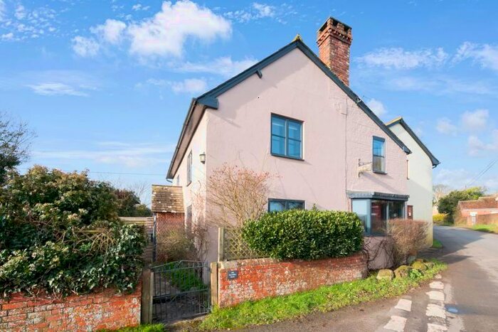 3 Bedroom Cottage For Sale In Bedchester, Shaftesbury, SP7