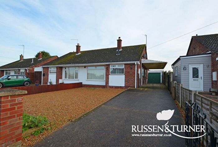 2 Bedroom Semi-Detached Bungalow For Sale In Located On The Popular Grange, Bedrooms With A Garage Ready For You To Put Your Mark On To It., PE30