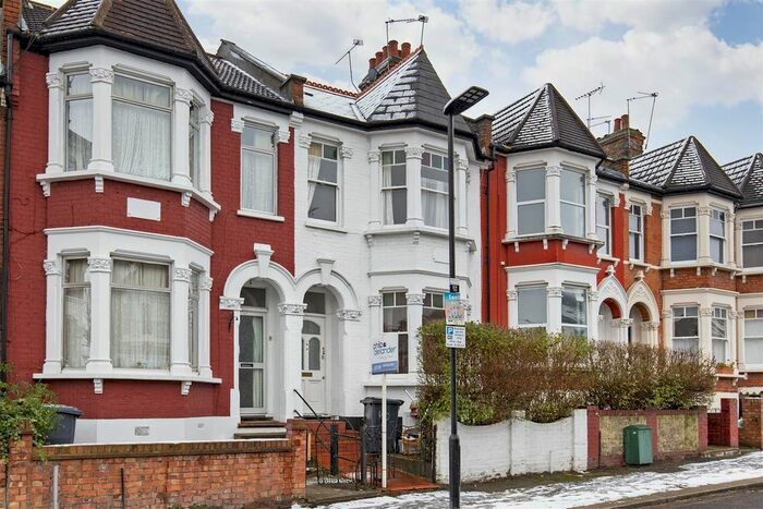 4 Bedroom Terraced House To Rent In Beresford Road, Harringay, N8