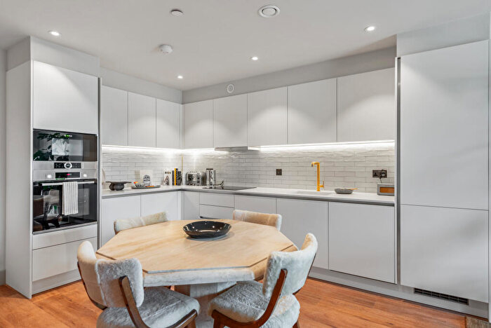 3 Bedroom Flat To Rent In The Sessile, Ashley Road, London, N17