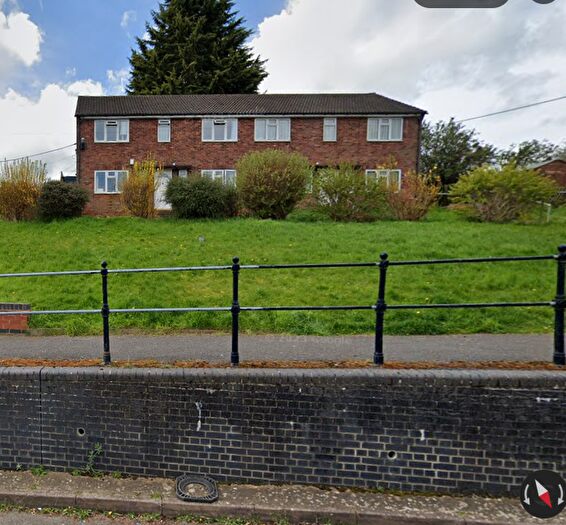 2 Bedroom Flat To Rent In Baker Street, NN9