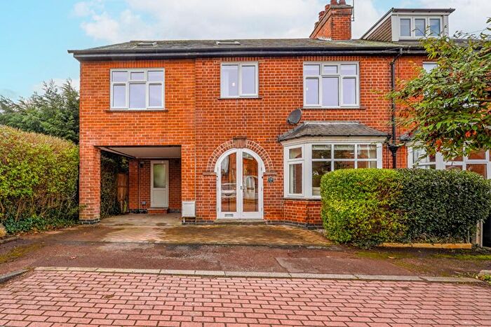 4 Bedroom Semi Detached House For Sale In Stanley Road, West Bridgford, Nottingham, Nottinghamshire, NG2