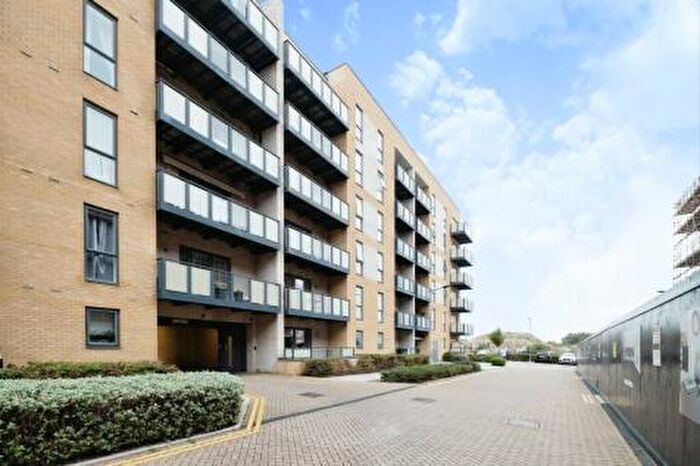 1 Bedroom Apartment To Rent In Beach House, Sackett Road, IG11